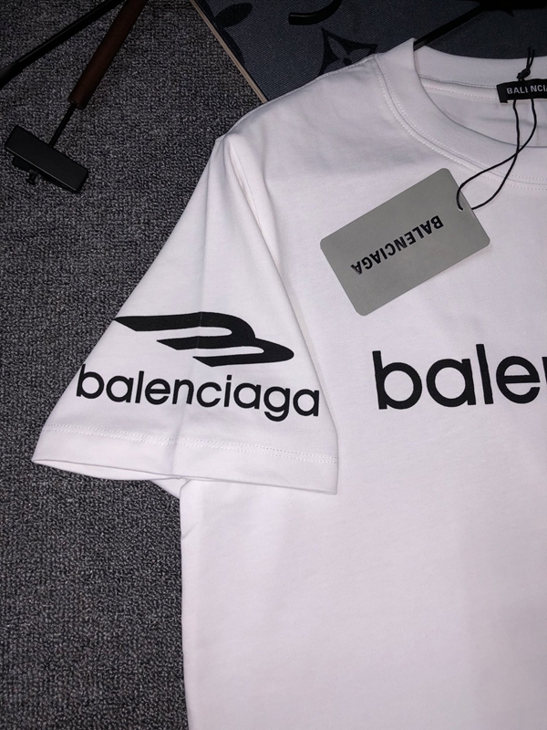 ブランドTシャツ素材ディテール